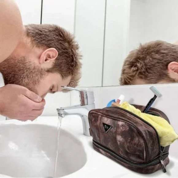 New Toiletry Travel Bag for Men - Picture 8 of 9